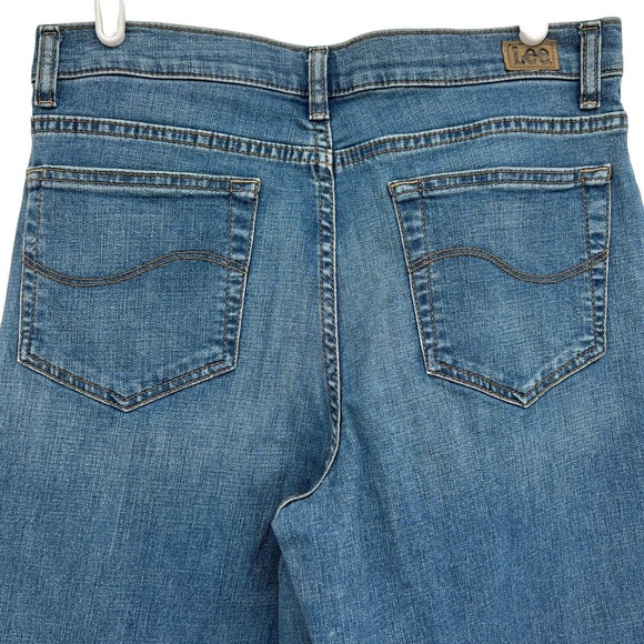 Lee Women's Relaxed Fit Straight Leg Mid Rise Denim Jeans Size 10 Long - Picture 4 of 12